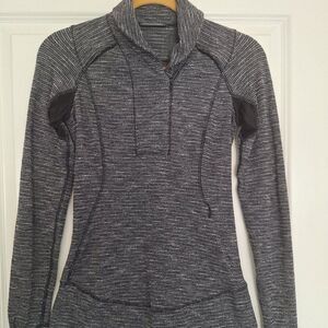 Lululemon Long Sleeve Top size 4‎